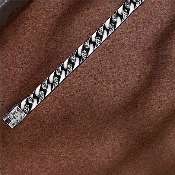 Stainless Steel Chain Link Bracelet, Mantra, Curb Hand Woven Engraved - Picture 7 of 8